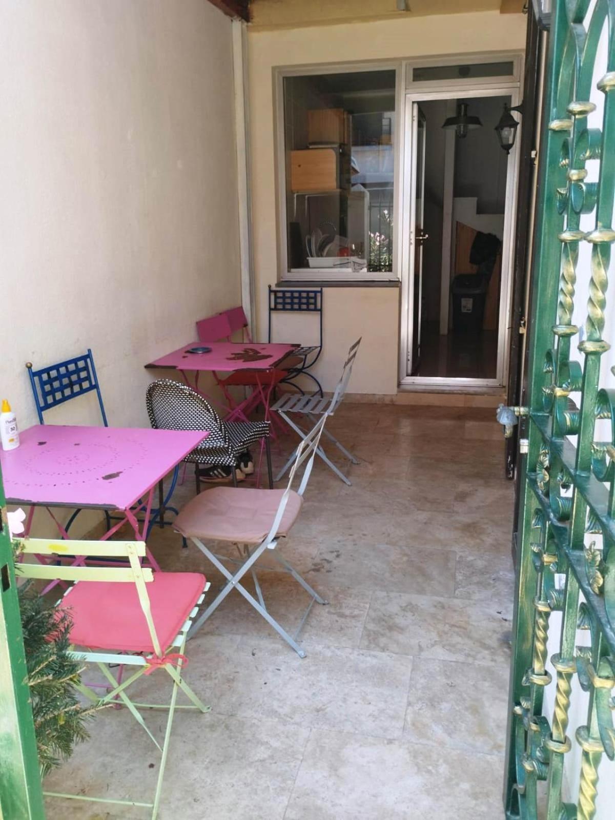 Albergue Crew Key West Antibes Exterior foto